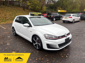 
                                                                                        Voiture
                                                                                         Volkswagen Golf 2.0 TSI BlueMotion Tech GTI Hatchback 5dr Petrol DSG Euro 6 (s/s) (220 MOT 11/26 AUTO 63K FSH ULEZ