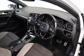 
                                                                                        Voiture
                                                                                         Volkswagen Golf 2.0 TSI BlueMotion Tech R DSG 4Motion Euro 6 (s/s) 3dr
