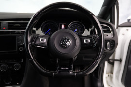 
                                                                                        Voiture
                                                                                         Volkswagen Golf 2.0 TSI BlueMotion Tech R DSG 4Motion Euro 6 (s/s) 3dr