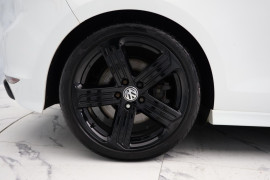 
                                                                                        Voiture
                                                                                         Volkswagen Golf 2.0 TSI BlueMotion Tech R DSG 4Motion Euro 6 (s/s) 3dr