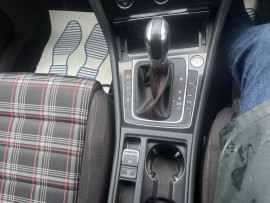 
                                                                                        Voiture
                                                                                         Volkswagen Golf 2.0 TSI GTI TCR HATCHBACK 5DR PETROL DSG EURO 6 (S/S) (290 PS) AUTO MOT 11/26 40K ULEZ