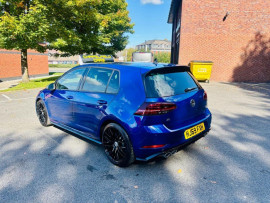 
                                                                                        Voiture
                                                                                         Volkswagen Golf 2.0 TSI R Hatchback 5dr Petrol DSG 4Motion Euro 6 (s/s) (300 ps)