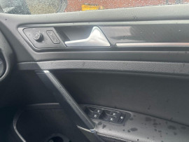 
                                                                                        Voiture
                                                                                         Volkswagen Golf 2.0 TSI R HATCHBACK 5DR PETROL DSG 4MOTION EURO 6 (S/S) (320 PS) AUTO MOT 11/26 59K ULEZ