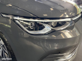 Voiture
Volkswagen Golf VIII Berline Style 1st eHybrid