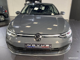Voiture
Volkswagen Golf VIII Berline Style 1st eHybrid