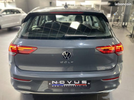 Voiture
Volkswagen Golf VIII Berline Style 1st eHybrid