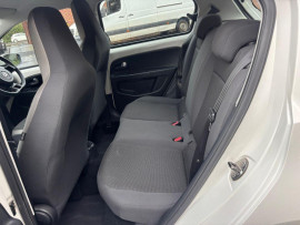 
                                                                                        Voiture
                                                                                         Volkswagen Hatchback 1.0 High up! (2012/62) 5dr