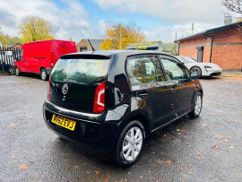 
                                                                                        Voiture
                                                                                         Volkswagen Hatchback 1.0 High up! (2012/62) 5dr