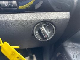 
                                                                                        Voiture
                                                                                         Volkswagen Hatchback 1.0 High up! (2012/62) 5dr