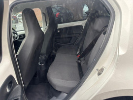 
                                                                                        Voiture
                                                                                         Volkswagen HIGH UP 1.0 5dr