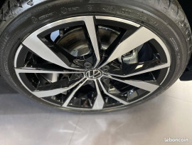Voiture
Volkswagen T-Roc DSG 150 CV R-LINE ÉDITION /JA 19+ATTELAGE /TVA RÉCUPÉRABLE
