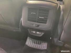 Voiture
Volkswagen T-Roc DSG 150 CV R-LINE ÉDITION /JA 19+ATTELAGE /TVA RÉCUPÉRABLE