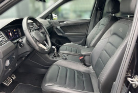 
                                                                                        Voiture
                                                                                         Volkswagen Tiguan 2.0 TDI DSG7 4Motion R-Line