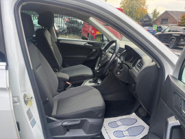 
                                                                                        Voiture
                                                                                         Volkswagen Tiguan 2.0 TDI SE Navigation SUV 5dr Diesel DSG Euro 6 (s/s) (150 ps)