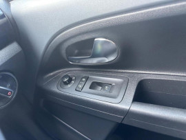 
                                                                                        Voiture
                                                                                         Volkswagen UP! Hatchback 1.0 High up! (2014/14) Hatchback 5dr