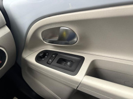 
                                                                                        Voiture
                                                                                         Volkswagen UP! Hatchback 1.0 Move up! (2012/62) 5dr