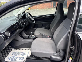 
                                                                                        Voiture
                                                                                         Volkswagen UP! Hatchback 1.0 Move up! (2013/62) 3dr