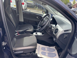 
                                                                                        Voiture
                                                                                         Volkswagen UP! Hatchback 1.0 Move up! (2014/14) 5dr