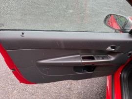 
                                                                                        Voiture
                                                                                         Volvo C30 1.6D DRIVe R-Design Coupe 2dr Diesel Manual (119 g/km, 108 bhp)