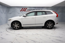 
                                                                                        Voiture
                                                                                         Volvo XC60 2.4 D5 SE Lux Nav Geartronic AWD Euro 5 5dr