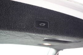 
                                                                                        Voiture
                                                                                         Volvo XC60 2.4 D5 SE Lux Nav Geartronic AWD Euro 5 5dr