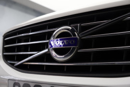 
                                                                                        Voiture
                                                                                         Volvo XC60 2.4 D5 SE Lux Nav Geartronic AWD Euro 5 5dr