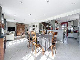 
                                                                                        Vente
                                                                                         vue dégagée, 5 minutes de ST LO