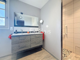 
                                                                                        Vente
                                                                                         vue dégagée, 5 minutes de ST LO