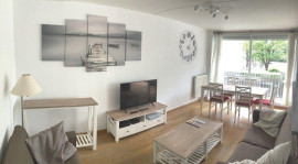 1chb dans coloc de 4 mixte  97m² meublé balcon Talence