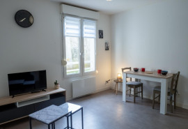 490€ Studio Meublé + Parking + Local à vélo Le Mans