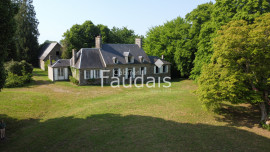 5 km de VIRE, 2h30 de PARIS valdalliere