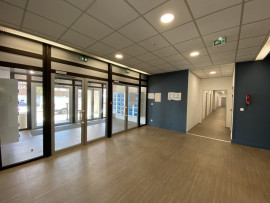 À louer – Bureaux de 45 à 71 m² et un atelier de 599 m² en hôtel d'entreprises à Nantes – Pays de la Nantes