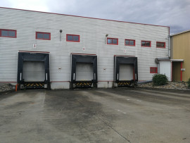 À louer – Entrepôt de 8 500 m² à Orange Orange