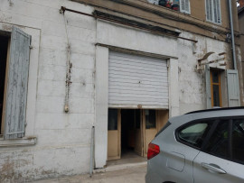 À louer - Local commercial 60 m² dans le 11ème arrondissement de Marseille – Bouches-du-Rhône (13) Marseille 11ème