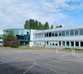 À louer – Locaux Industriels de 25 000 m² divisibles à partir de 1 500 m² à Evreux – Eure (27) Évreux
