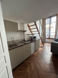 🏠 À Louer – Studio avec mezzanine – Lyon 1er, Lyon 1er