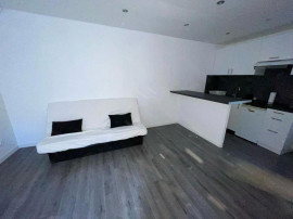 À LOUER – Studio refait à neuf à Vincennes Vincennes