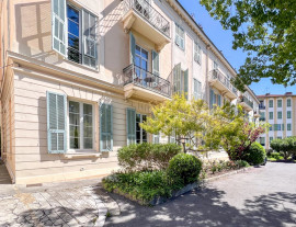 À VENDRE - APPARTEMENT 6P 167M² - NICE CARABACEL Nice