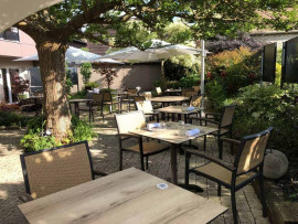 À vendre – Hôtel-Restaurant de 11 chambres et 85 couverts à Acquigny – Eure (27) Acquigny