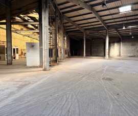 À vendre ou à louer – Local d'activités de 1 856 m² au Havre – Seine-Maritime (76) Le Havre