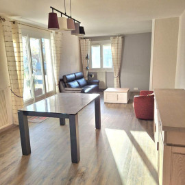 Appart T4 2 chambres, balcon, secteur calme proche Reims