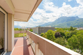 Appartement 4 pièces de 81m² avec vue dégagée Grenoble