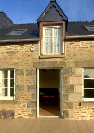 Appartement dans longère avec parking et jardin Saint-Gilles-du-Mené