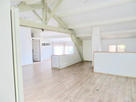Appartement LOFT spacieux Montfrin