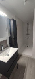 Appartement rénové 3 pièces dans maison Ballon