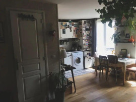 Appartement sur cour et jardin, calme et lumineux Paris 18ème