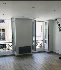 Beau 2/3 pièces 45m² partiellement meublé Paris 2ème