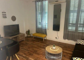 Beau 2P 45m² avec terrasse 35m² location courte Nice