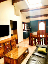 Beau 3P 65m² meublé et équipé belle vue mer Marseille 12ème