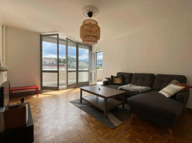 Beau 3P meublé 67m² avec balcon et garage Saint-Étienne
